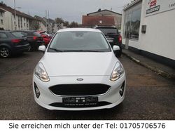 Weiß Gebraucht 2020 Ford Fiesta Cool & Connect Limousine | 9.900 € (Fairer Preis)