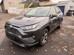 Grau Gebraucht 2019 Toyota RAV4 Hybrid Club SUV | 24.200 € (Fairer Preis)
