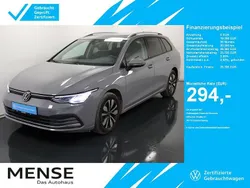 Mondsteingrau Gebraucht 2024 VW Golf VIII Move Kombi | 25.795 € (Fairer Preis)