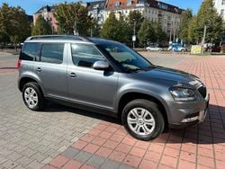 Silber Gebraucht 2017 Skoda Yeti Outdoor Active SUV | 13.900 €