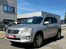 Silber Gebraucht 2012 Toyota RAV4 Life SUV | 5.800 €