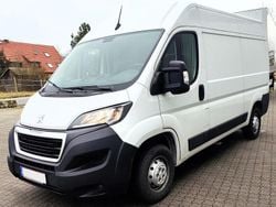 Weiß Gebraucht 2023 Peugeot Boxer Van | 23.500 € (Fairer Preis)