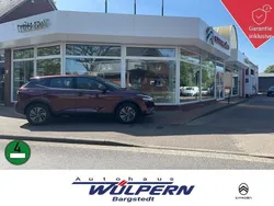 Rot Gebraucht 2023 Nissan Qashqai Acenta SUV | 25.900 € (Fairer Preis)