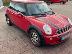 Rot Gebraucht 2005 Mini Cooper Kleinwagen | 2.000 € (Superpreis)