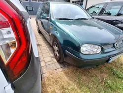 Grün Gebraucht 1999 VW Golf IV Limousine | 1.500 € (Etwas zu teuer)