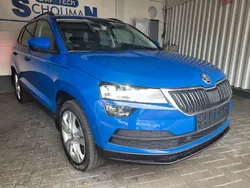 Blau Gebraucht 2018 Skoda Karoq Style SUV | 15.900 € (Fairer Preis)