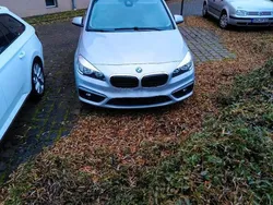 Silber Gebraucht 2016 BMW 216 Active Tourer Van / Kleinbus | 12.000 € (Fairer Preis)