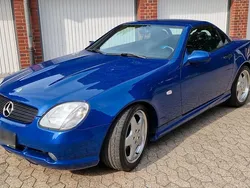 Blau Gebraucht 1999 Mercedes SLK230 AMG Cabrio | 3.899 € (Etwas zu teuer)