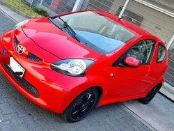 Rot Gebraucht 2007 Toyota Aygo Kleinwagen | 1.150 € (Superpreis)