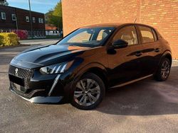 Schwarz Gebraucht 2020 Peugeot e-208 GT Kleinwagen | 13.990 € (Fairer Preis)