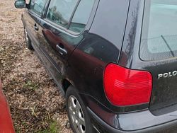 Schwarz Gebraucht 2001 VW Polo Kleinwagen | 700 € (Guter Preis)