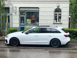 Weiß Gebraucht 2021 Audi A4 Allroad Ambiente Kombi | 35.045 € (Etwas zu teuer)