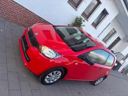 Rot Gebraucht 2015 Skoda Citigo Kleinwagen | 2.900 €