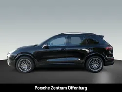 Schwarz Gebraucht 2017 Porsche Cayenne Platinum Edition SUV | 49.870 €