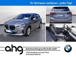 Grau Gebraucht 2022 BMW 218 Active Tourer Van / Kleinbus | 25.930 € (Etwas zu teuer)