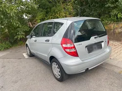 Silber Gebraucht 2005 Mercedes A180 Limousine | 1.800 €