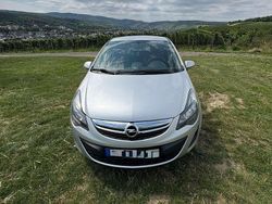 Silber Gebraucht 2014 Opel Corsa Energy Limousine | 4.590 € (Fairer Preis)