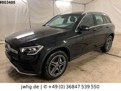 Schwarz unilack Gebraucht 2020 Mercedes GLC300e AMG line SUV | 30.450 € (Fairer Preis)