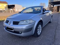 Grau Gebraucht 2007 Renault Mégane Cabriolet Dynamique Cabrio | 1.400 € (Superpreis)