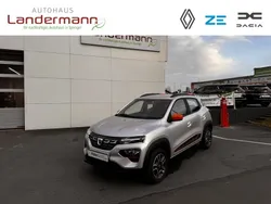 Silbergrau metallic (metallic) Gebraucht 2021 Dacia Spring Comfort Plus Kleinwagen | 11.990 € (Etwas zu teuer)