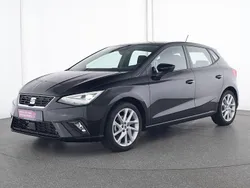 Mitternachtsschwarz Gebraucht 2024 Seat Ibiza FR Kleinwagen | 17.922 € (Fairer Preis)
