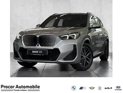 Silber Neu 2025 BMW iX1 M Sport SUV | 48.990 € (Guter Preis)