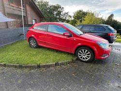 Rot Gebraucht 2007 Opel Astra GTC Coupé | 2.700 € (Fairer Preis)