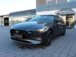 Grau Gebraucht 2025 Mazda 3 Nagisa Limousine | 25.900 € (Etwas zu teuer)