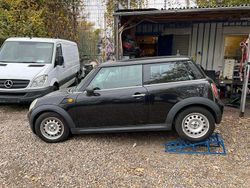 Midnight black metallic Gebraucht 2009 Mini ONE Kleinwagen | 2.799 € (Fairer Preis)