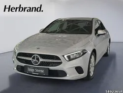 Iridiumsilber metallic Gebraucht 2022 Mercedes A180 Progressive Limousine | 24.990 € (Guter Preis)