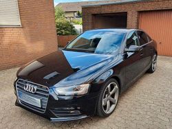 Schwarz Gebraucht 2014 Audi A4 Ambition Limousine | 13.100 € (Fairer Preis)