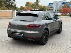 Grau Gebraucht 2015 Porsche Macan SUV | 23.900 € (Teuer)