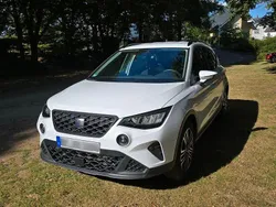 Weiß Gebraucht 2023 Seat Arona Style SUV | 17.900 € (Guter Preis)