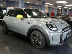 Grau Gebraucht 2022 Mini Cooper SE Kleinwagen | 16.980 € (Superpreis)