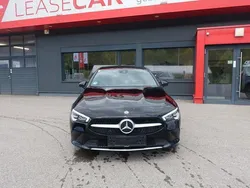 Schwarz Gebraucht 2021 Mercedes CLA200 Shooting Brake Kombi | 17.100 € (Guter Preis)
