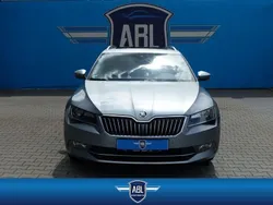Grau Gebraucht 2016 Skoda Superb Style Kombi | 14.890 € (Guter Preis)