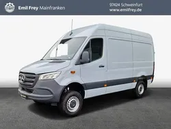 Silbergrau Gebraucht 2023 Mercedes Sprinter Van | 68.543 € (Etwas zu teuer)