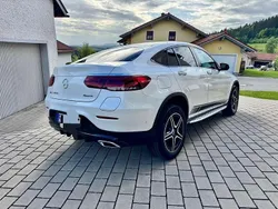 Weiß Gebraucht 2021 Mercedes GLC300e Exclusive SUV | 42.500 € (Etwas zu teuer)