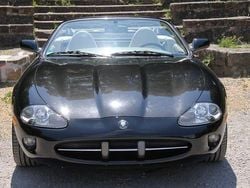 Schwarz Gebraucht 1998 Jaguar XK8 Cabrio | 39.999 €