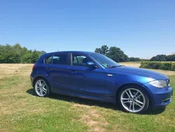 Blau Gebraucht 2009 BMW 118 Kleinwagen | 3.599 € (Guter Preis)