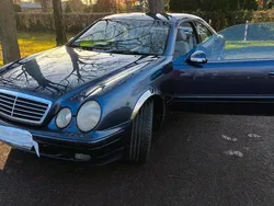 Blau Gebraucht 1999 Mercedes CLK320 Coupé | 2.650 € (Guter Preis)