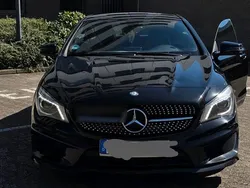 Schwarz Gebraucht 2013 Mercedes CLA200 AMG line Limousine | 11.500 €