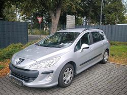 Silber Gebraucht 2010 Peugeot 308 Kombi | 2.000 €