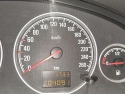 Blau Gebraucht 2005 Opel Vectra Kombi | 2.200 € (Etwas zu teuer)