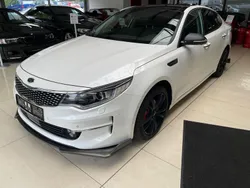 Weiß Gebraucht 2016 Kia Optima 3 Limousine | 13.499 € (Fairer Preis)
