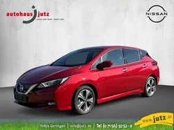 Rot Gebraucht 2022 Nissan Leaf 360º Kleinwagen | 15.450 € (Fairer Preis)