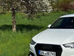 Weiß Gebraucht 2016 Audi A4 Ambiente Kombi | 17.500 €