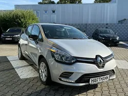 Grau Gebraucht 2019 Renault Clio IV LIMITED Limousine | 9.350 € (Fairer Preis)