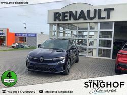 Blau Gebraucht 2023 Renault Mégane Techno Limousine | 39.890 €