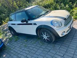 Gebraucht 2007 Mini Cooper Kleinwagen | 1.800 €